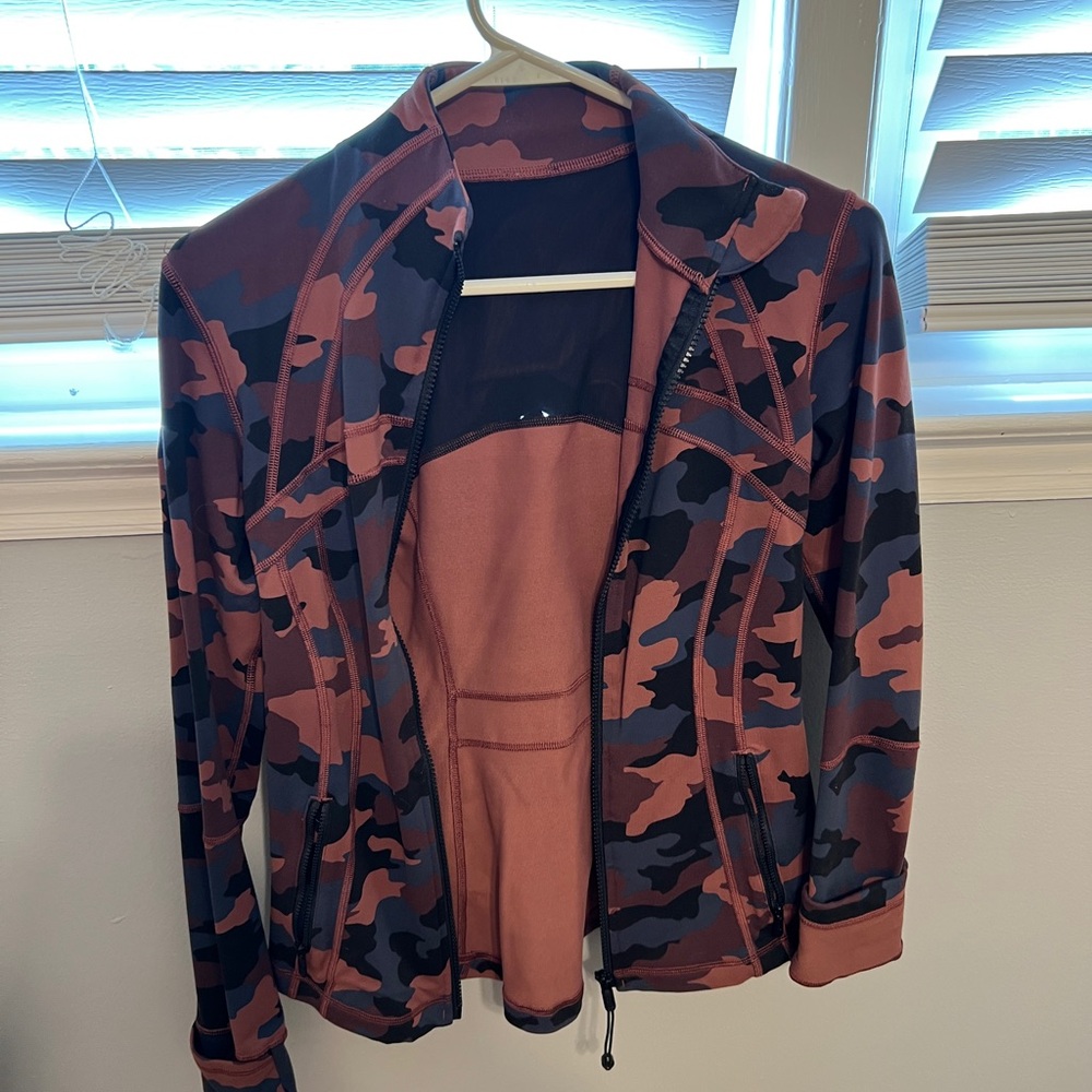 Camouflage Zip-Up Jacket